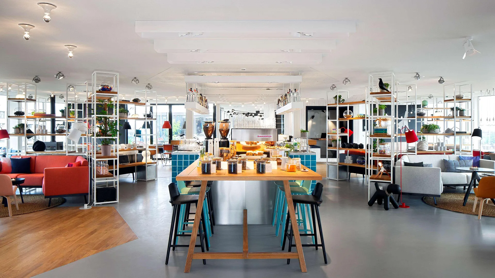 Zoku Amsterdam Apart otel