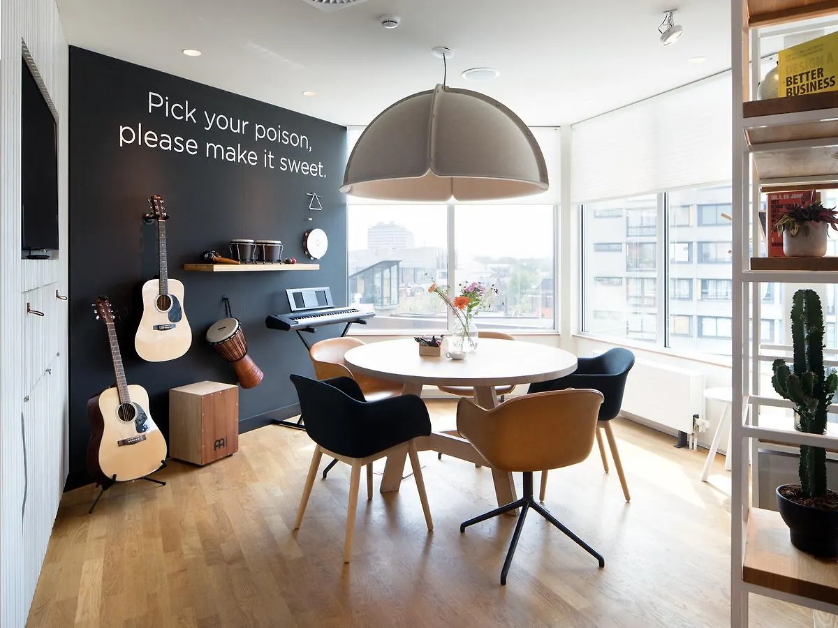 Zoku Amsterdam Apart otel 4*,